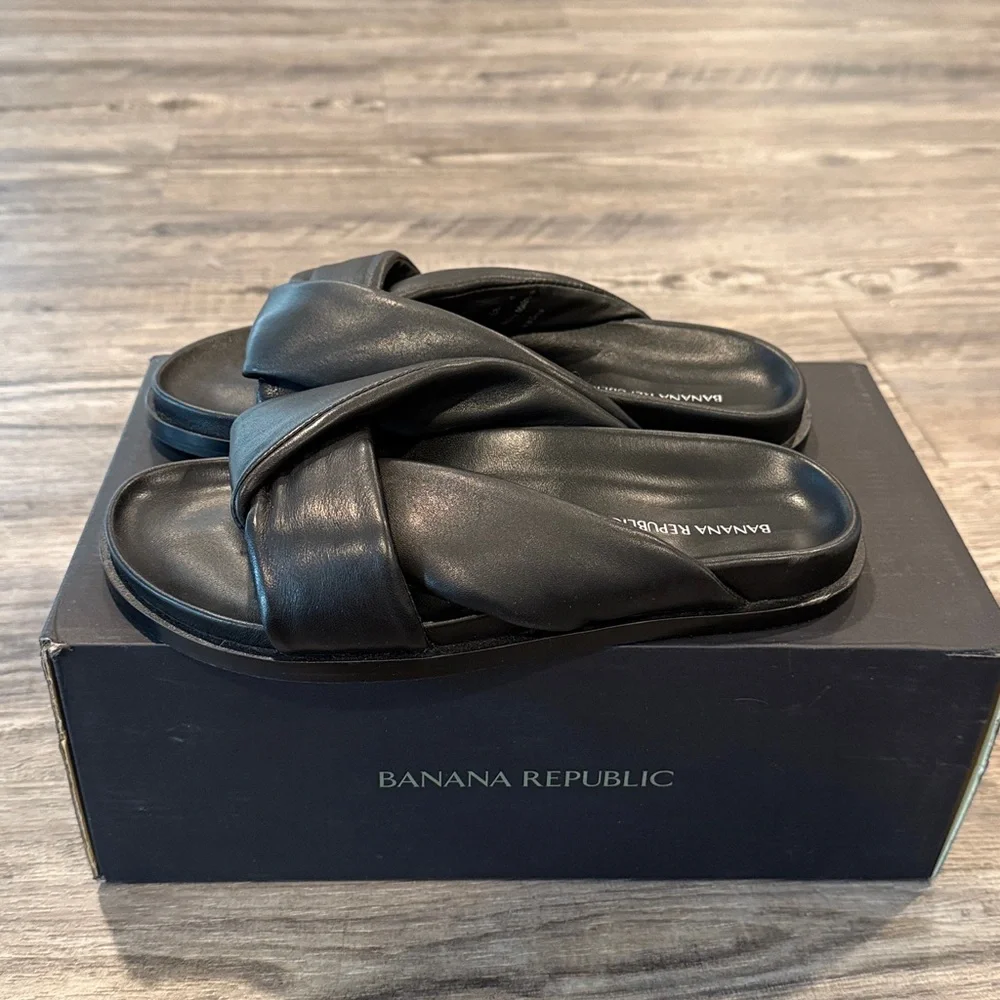 Banana Republic Black Crisscross Leather Slide Sandals - Picture 6 of 14